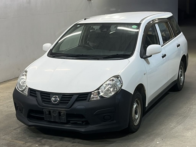 NISSAN AD