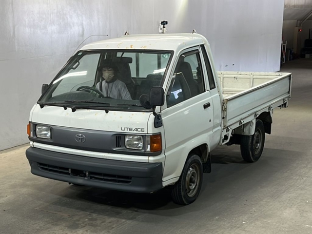 TOYOTA LITE ACE TRUCK