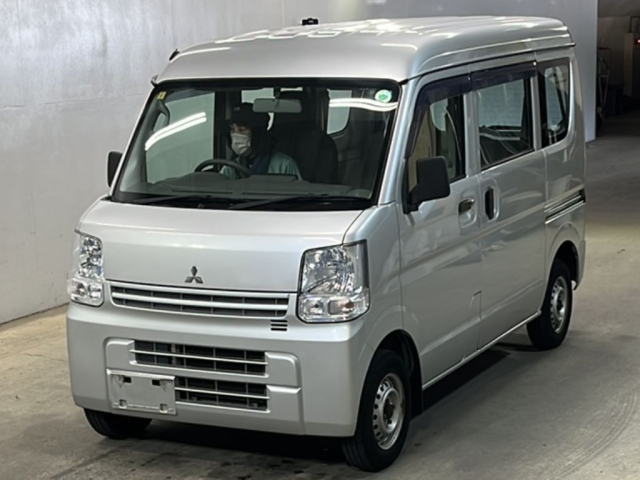 MITSUBISHI MINICAB VAN
