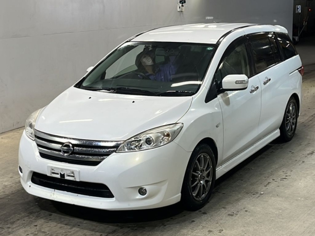 NISSAN LAFESTA