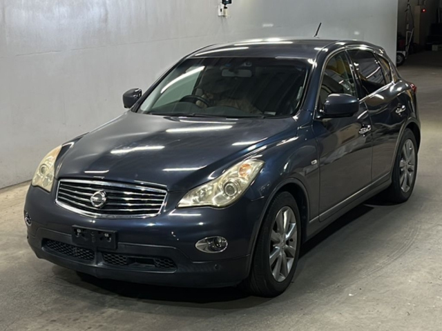 NISSAN SKYLINE CROSSOVER