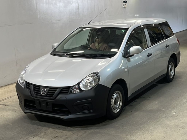 NISSAN AD