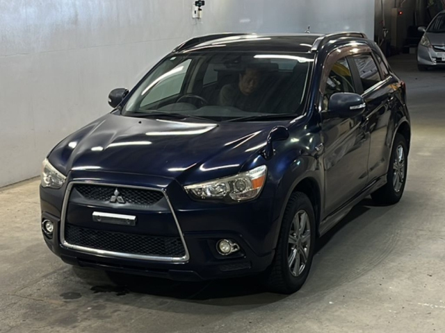 MITSUBISHI RVR