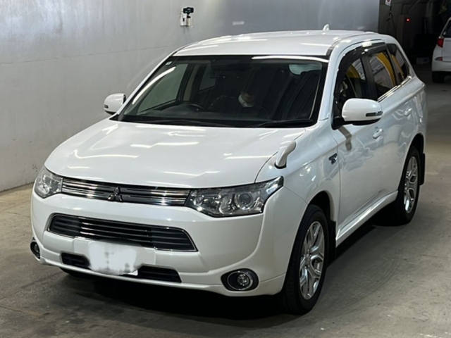 MITSUBISHI OUTLANDER PHEV