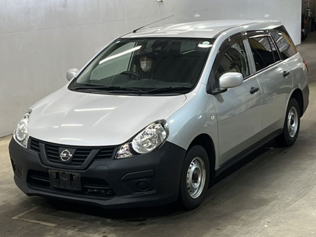 NISSAN AD