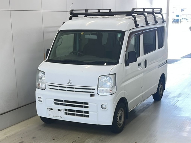 MITSUBISHI MINICAB VAN