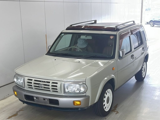 NISSAN RASHEEN
