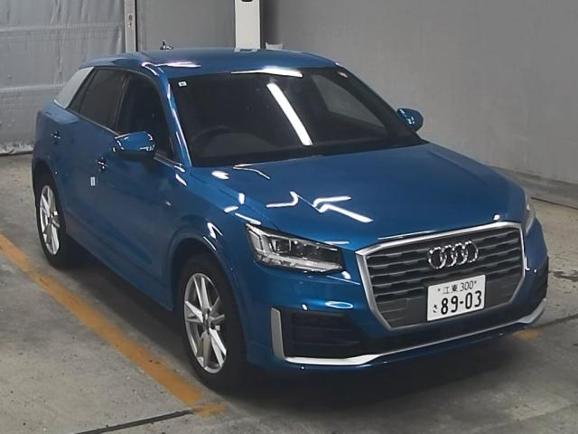 AUDI Q2