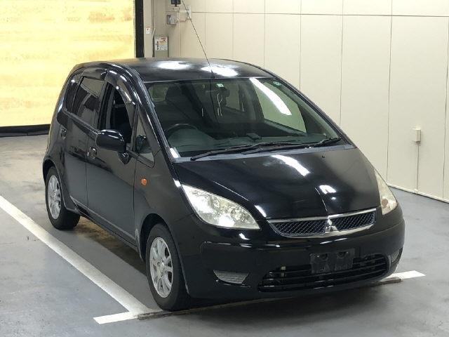 MITSUBISHI COLT