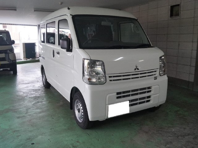 MITSUBISHI MINICAB VAN