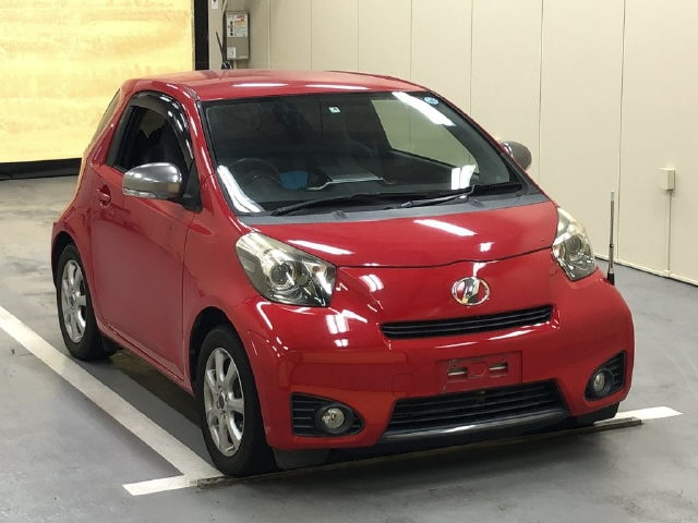 TOYOTA IQ