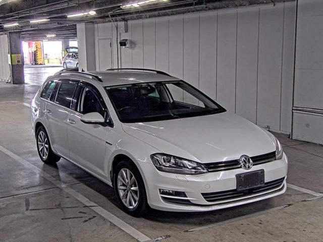 VOLKSWAGEN GOLF VARIANT
