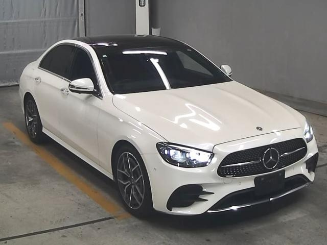 MERCEDES BENZ E CLASS