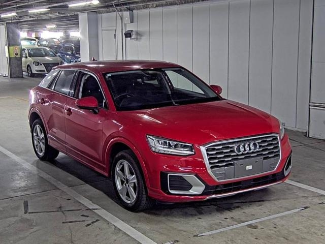AUDI Q2