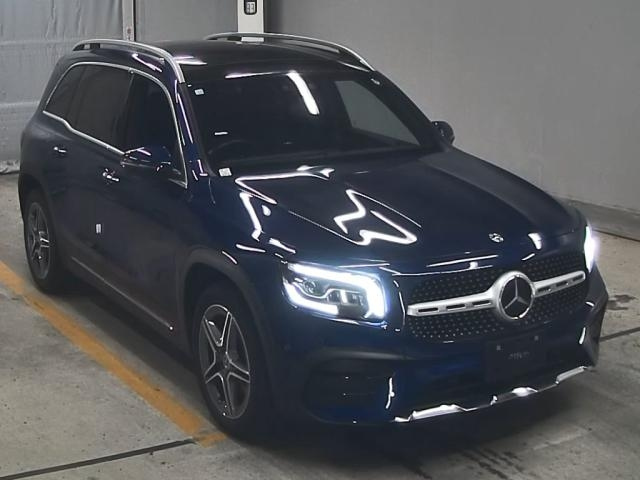 MERCEDES BENZ GLB