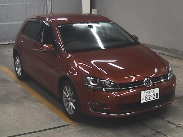 VOLKSWAGEN GOLF