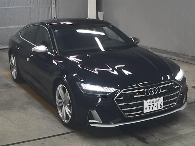 AUDI S7