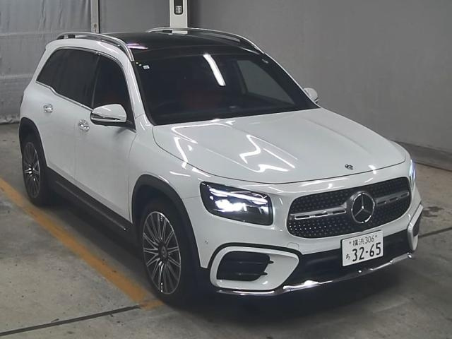 MERCEDES BENZ GLB