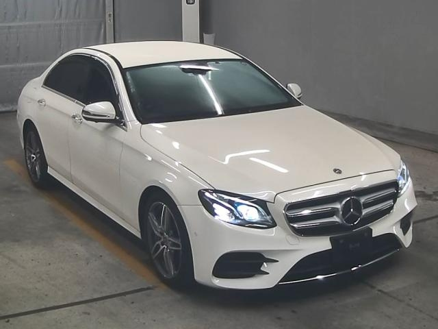 MERCEDES BENZ E CLASS