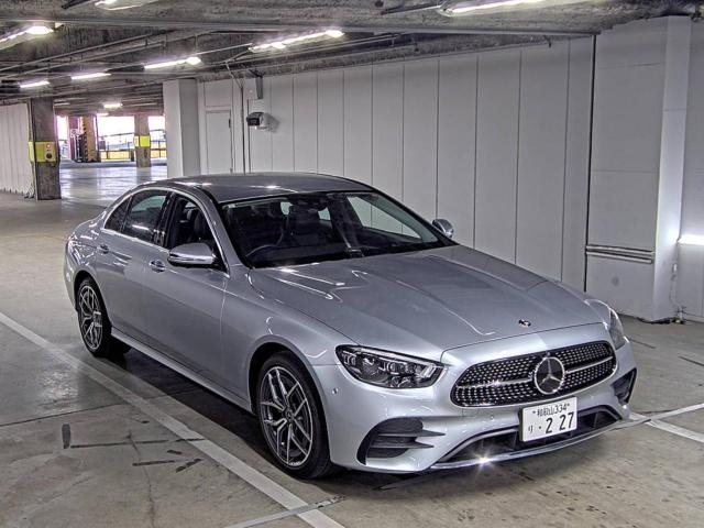 MERCEDES BENZ E CLASS