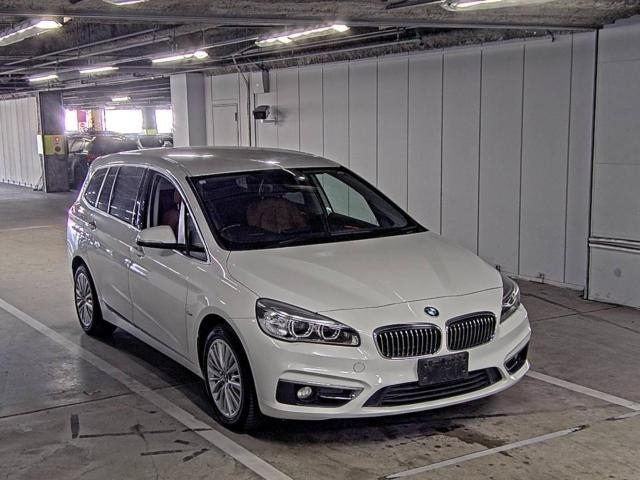 BMW 2 SERIES