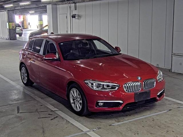 BMW 1 SERIES