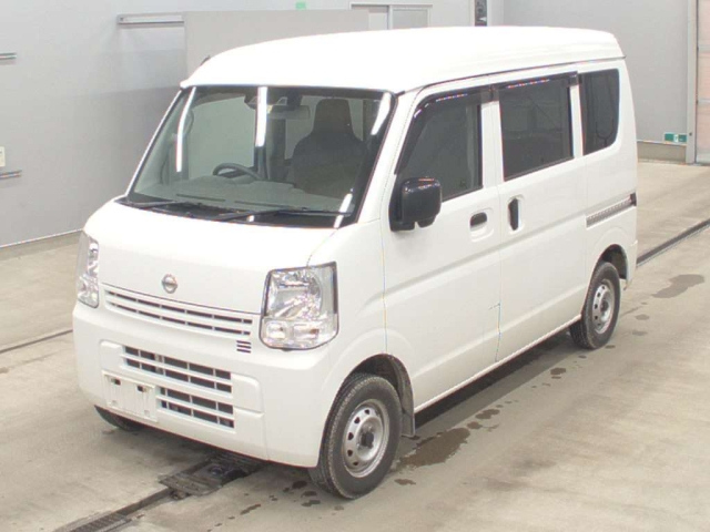 NISSAN CLIPPER VAN