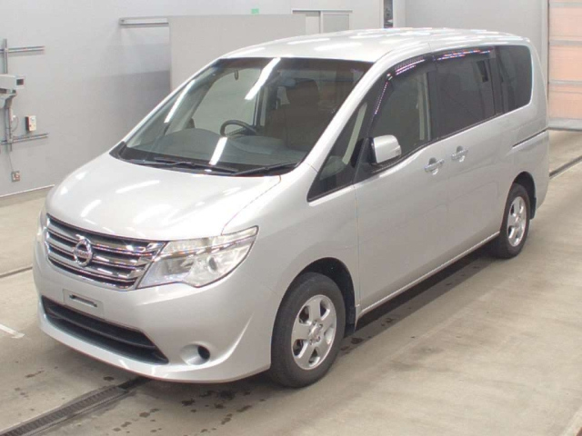 NISSAN SERENA