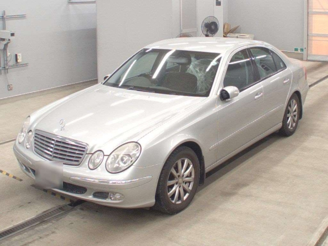 MERCEDES BENZ E CLASS