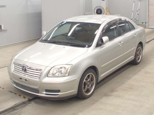 TOYOTA AVENSIS SEDAN
