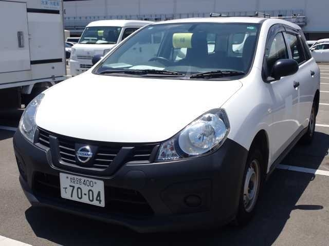 NISSAN AD