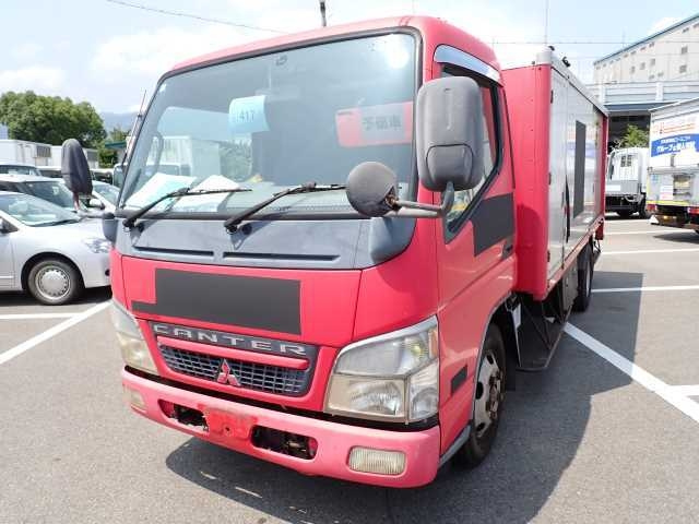 MITSUBISHI CANTER