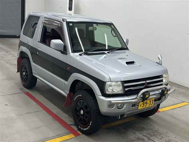 MITSUBISHI PAJERO MINI
