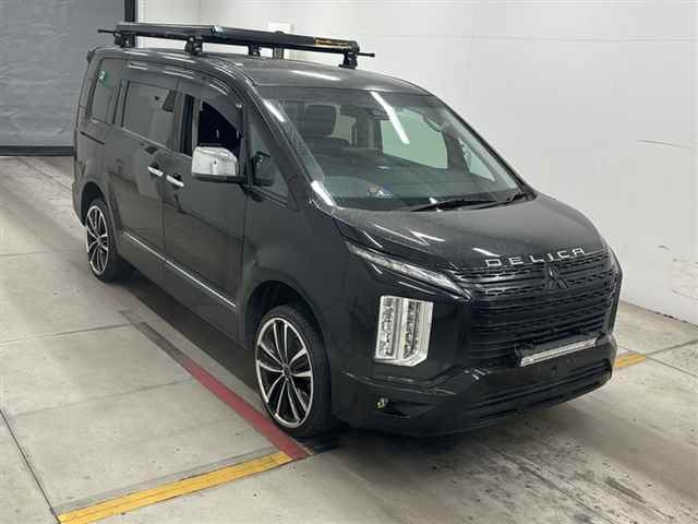 MITSUBISHI DELICA D5