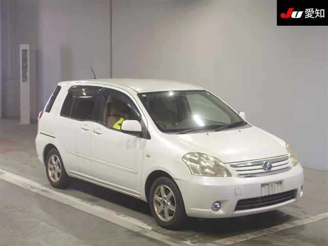 TOYOTA RAUM