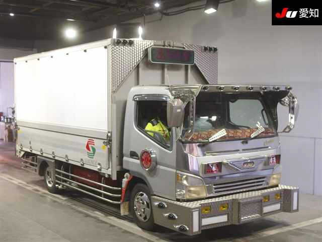 MITSUBISHI CANTER