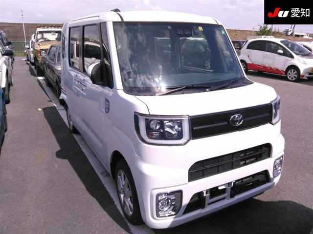 TOYOTA PIXIS MEGA