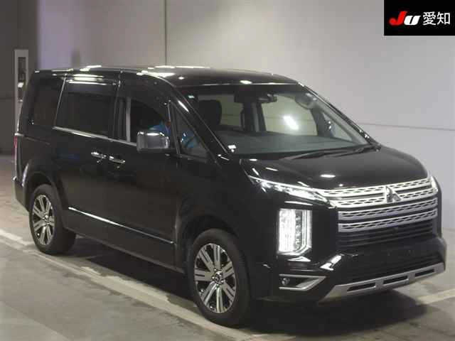 MITSUBISHI DELICA D5
