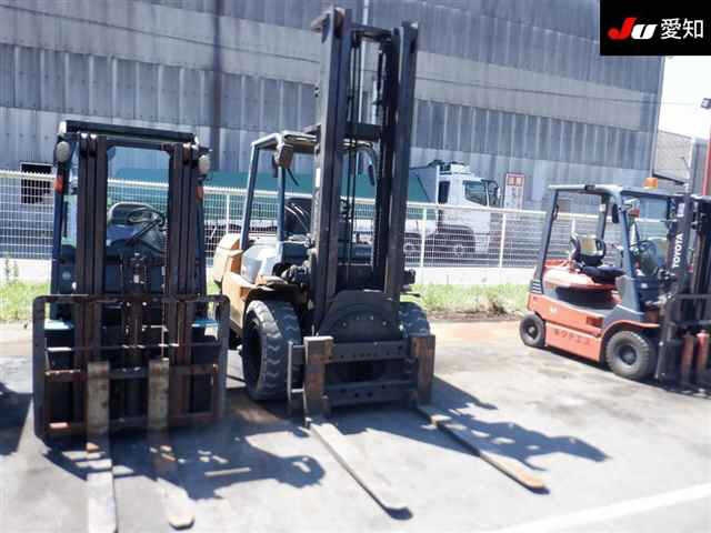 TOYOTA FORKLIFT