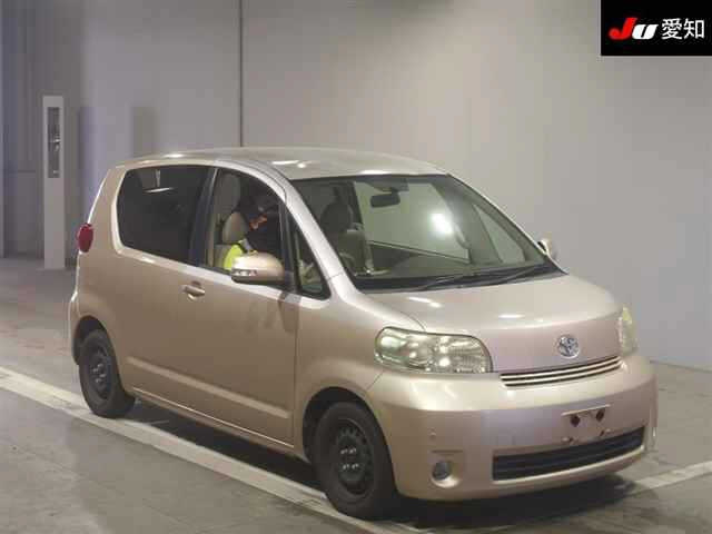 TOYOTA PORTE