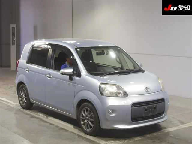 TOYOTA PORTE
