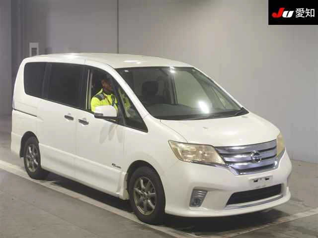 NISSAN SERENA
