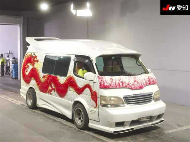 TOYOTA HIACE VAN