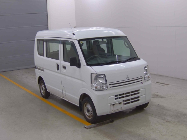 MITSUBISHI MINICAB VAN