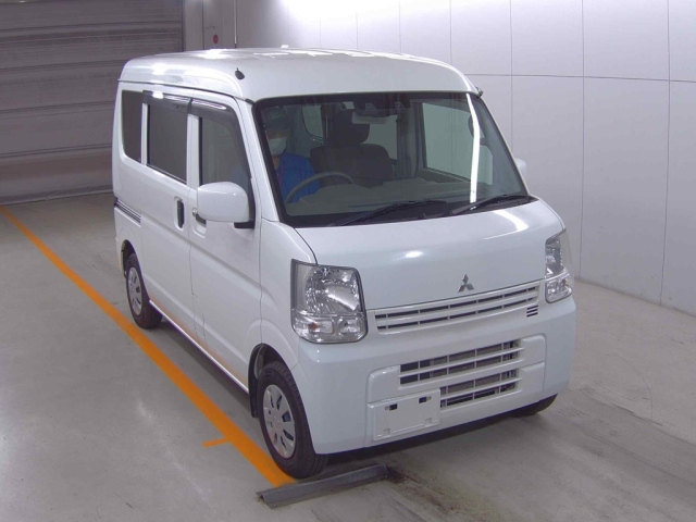 MITSUBISHI MINICAB VAN