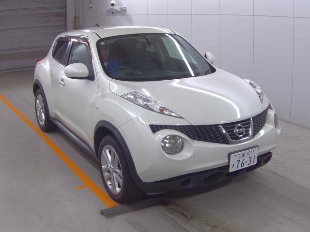 NISSAN JUKE