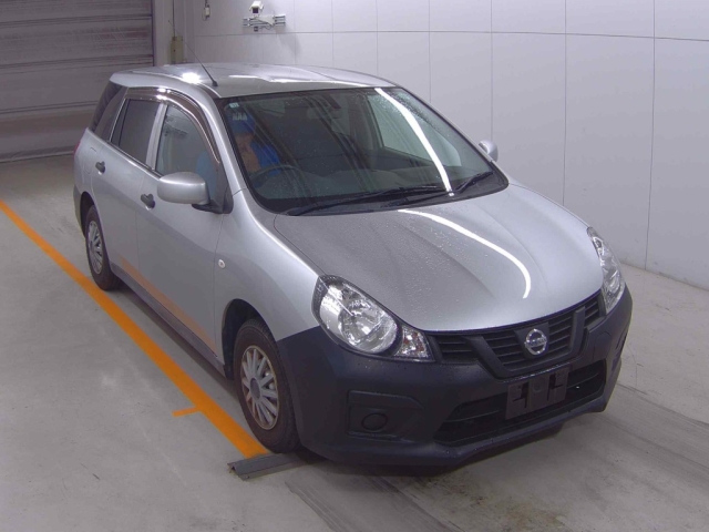 NISSAN AD