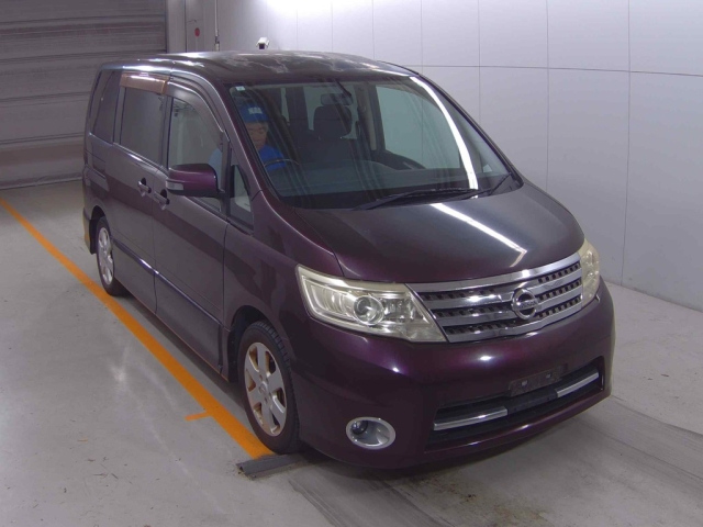NISSAN SERENA