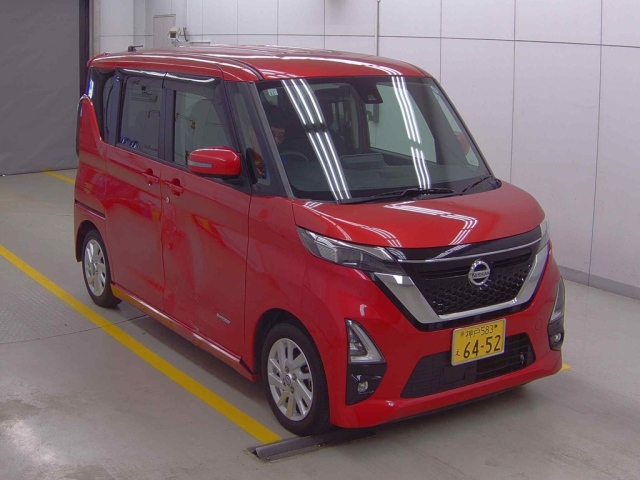 NISSAN ROOX