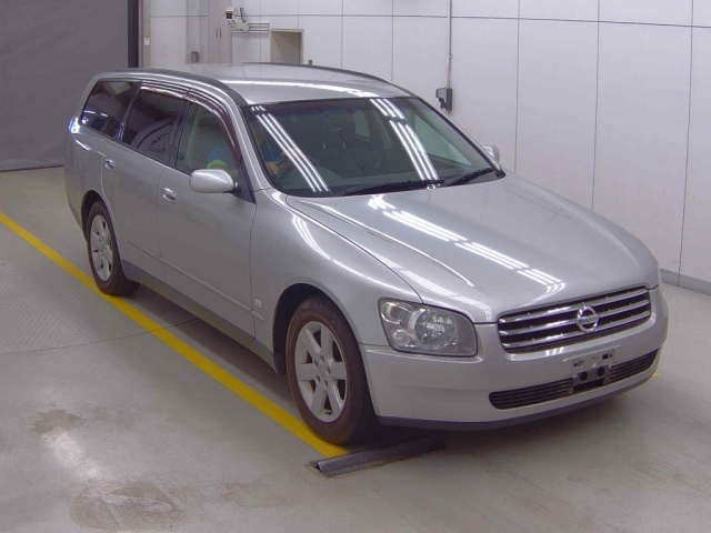 NISSAN STAGEA